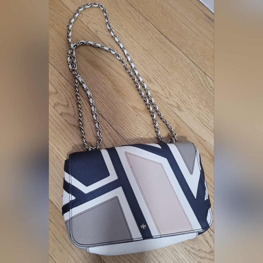 Tory Burch Robinson Fret Cross Body Bag